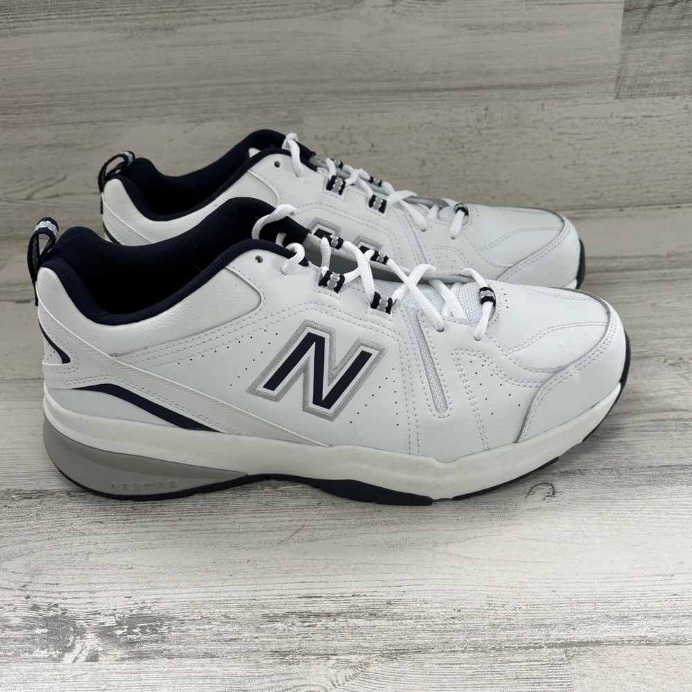 New Balance Men’s Size 11.5 4E Wide Lace Up Trainer/Walker In White/Black/Navy